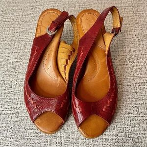 Naya Red Woven Leather Peep Toe Sandals Bamboo Heels 6 1/2